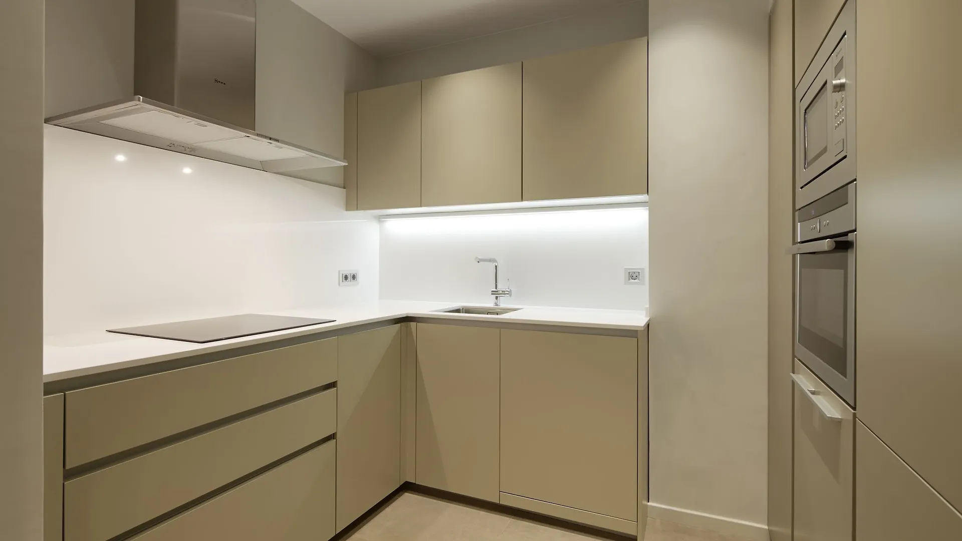 Easo Suite 1 Apartment By Feelfree Rentals San Sebastian 0*,  Spain